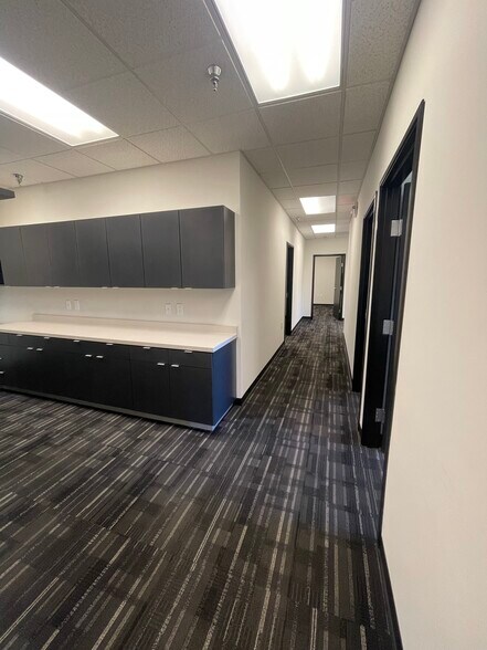 More Photos Of 2700 Farmington Ave, Farmington Office For Sale