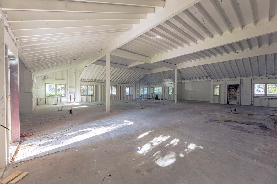 More Photos Of 8000 E Prentice Ave, Englewood Office For Sale