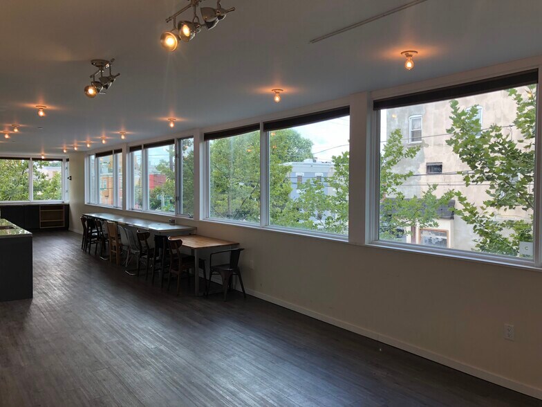 Primary Photo Of 2149 Catharine St, Philadelphia Storefront Retail Residential For Lease