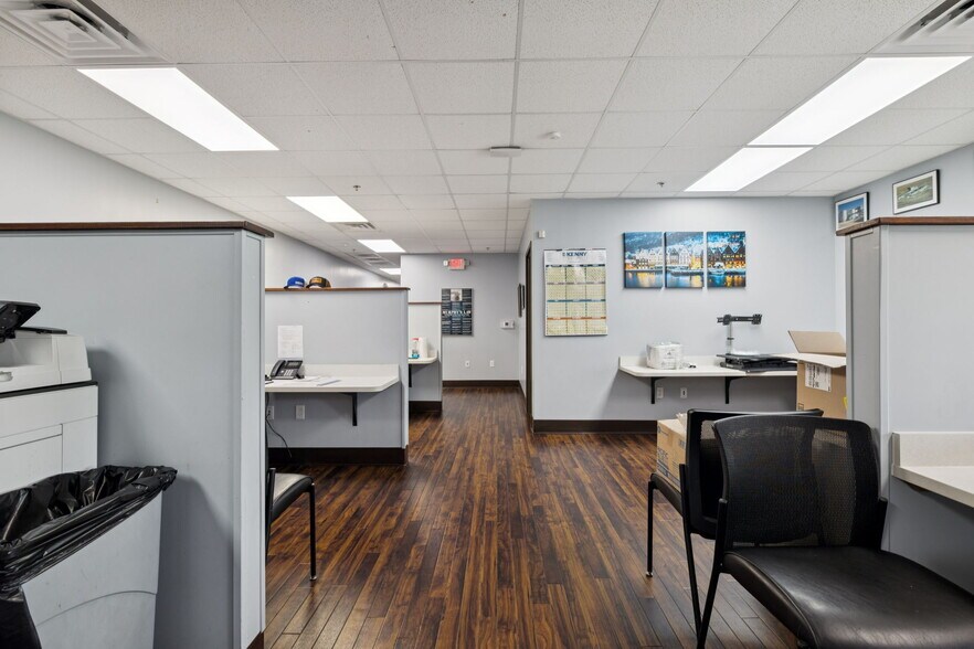 More Photos Of 811 Cowan St, Nashville Distribution For Sale