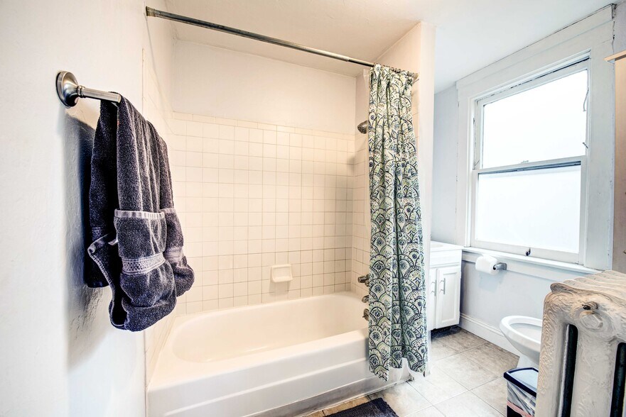More Photos Of 1225 N Clarkson St, Denver Apartments For Sale