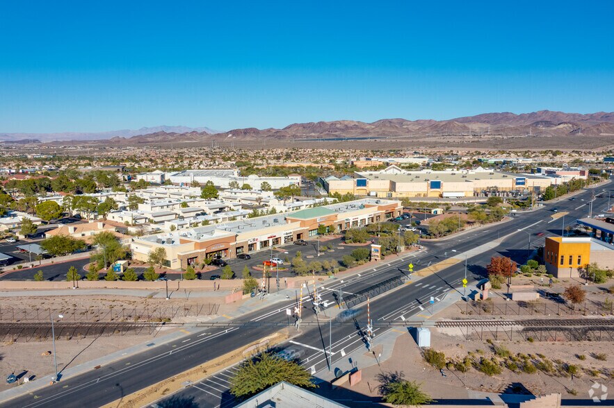 More Photos Of 771 E Horizon Dr, Henderson Unknown For Lease