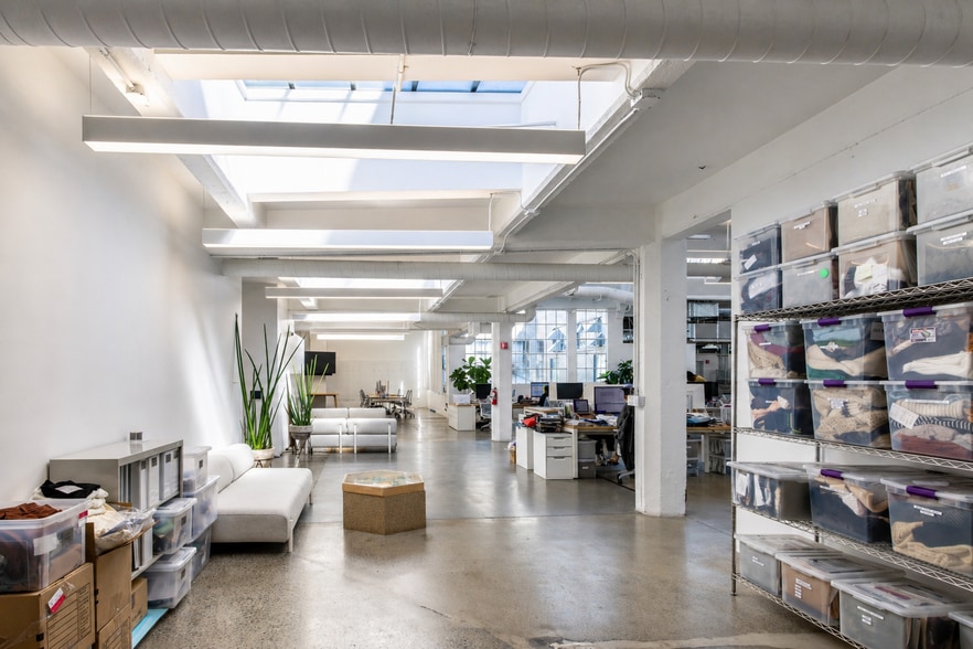 More Photos Of 2140-2156 Folsom St, San Francisco Warehouse For Lease
