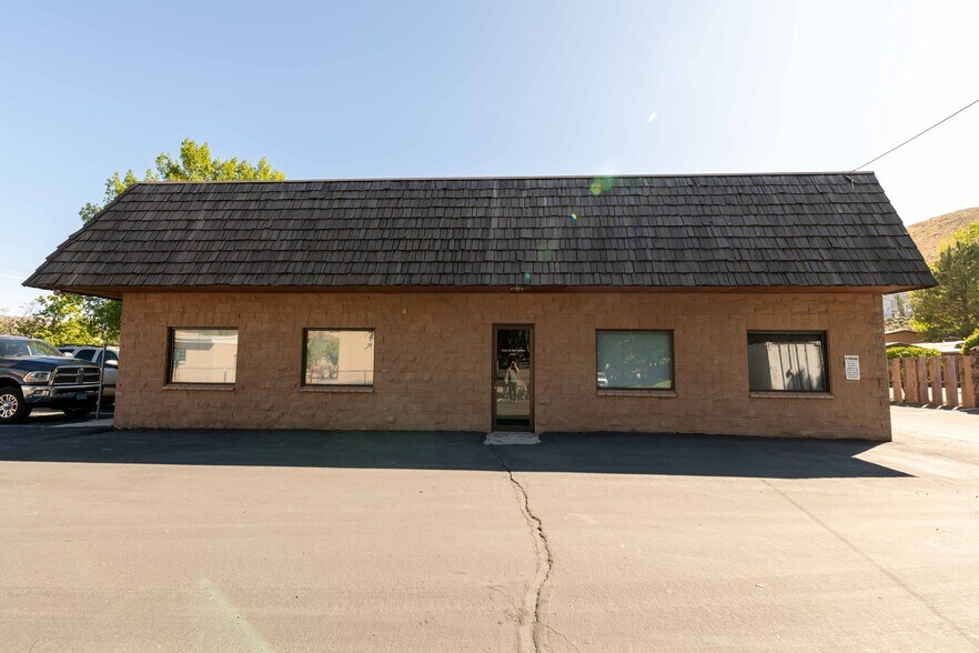 More Photos Of 1300-1390 S Curry St, Carson City Medical For Sale