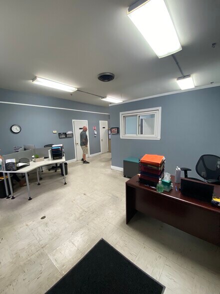 More Photos Of 1200 Dinwiddie Ave, Richmond Industrial For Sale