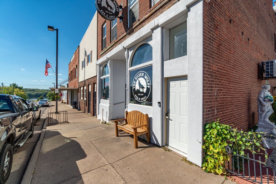 More Photos Of 116 Main St, Cornell Bar For Sale