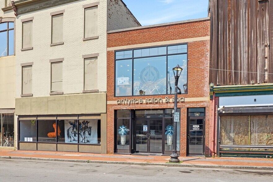 More Photos Of 381 Main St, Poughkeepsie Office For Sale