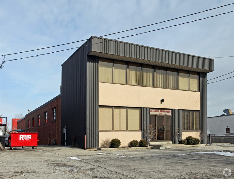 More Photos Of 188 Toryork Dr, Toronto Warehouse For Sale