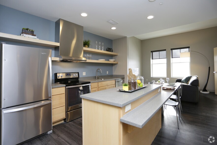 More Photos Of 415 Bridge St NW, Grand Rapids Apartments For Lease