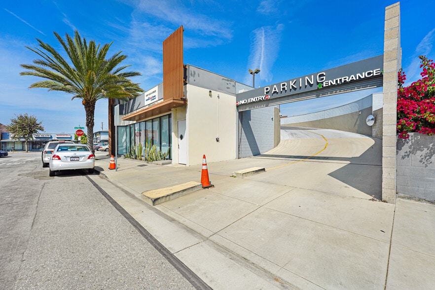 More Photos Of 5446 Sepulveda Blvd, Culver City Freestanding For Lease