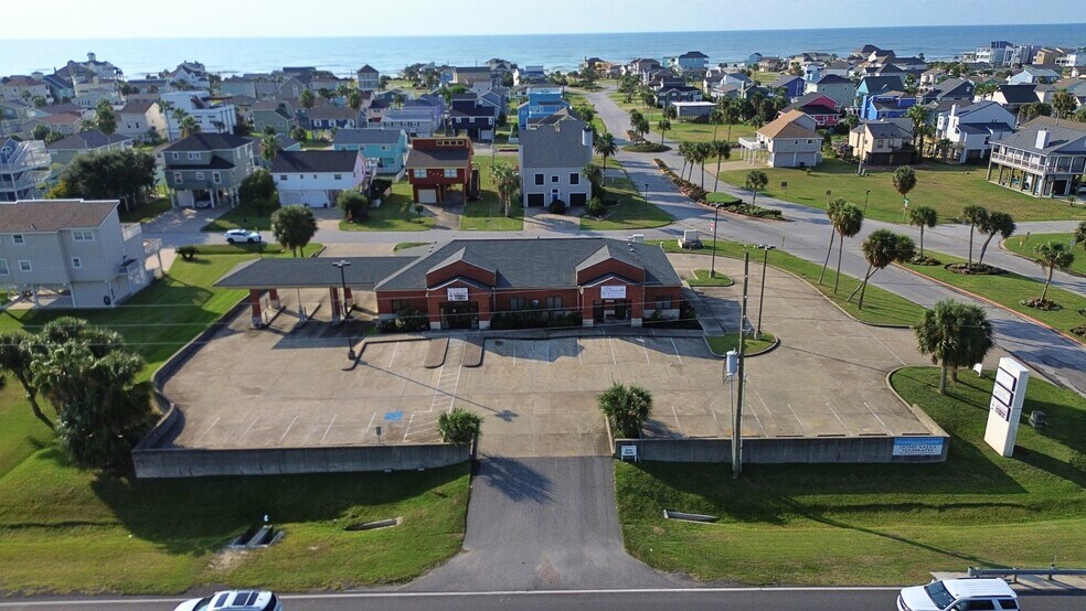 More Photos Of 13655 FM 3005 Rd, Galveston Freestanding For Sale