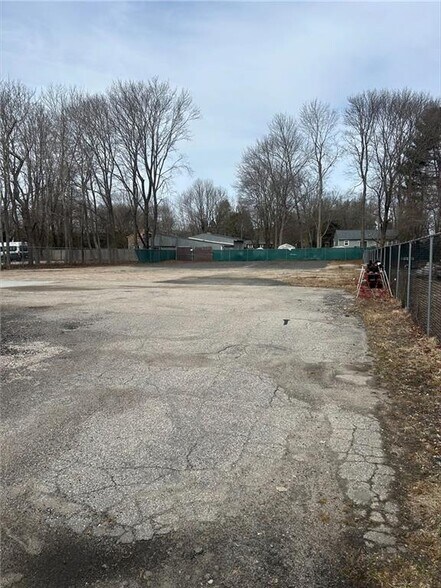 More Photos Of 3471 Kingstown Rd, South Kingstown Land For Lease