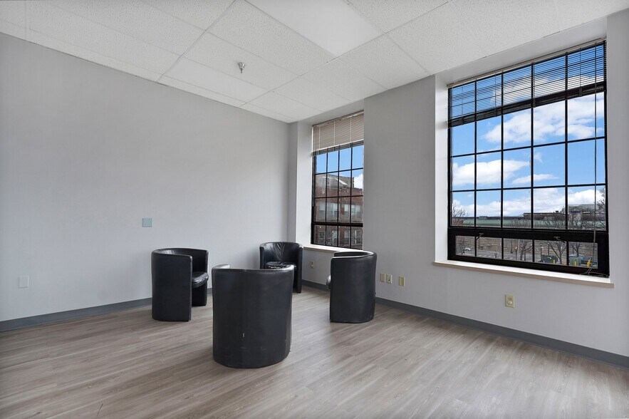 More Photos Of 51-59 Taylor St, Springfield Storefront Retail Office For Sale