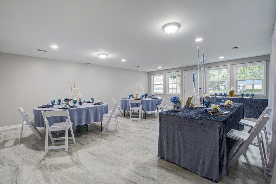 More Photos Of 500 N Pine St, Summerville Office For Sale