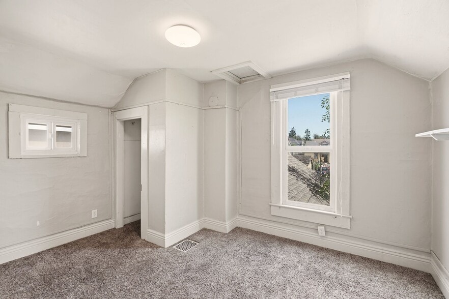 More Photos Of , Spokane Multifamily For Sale