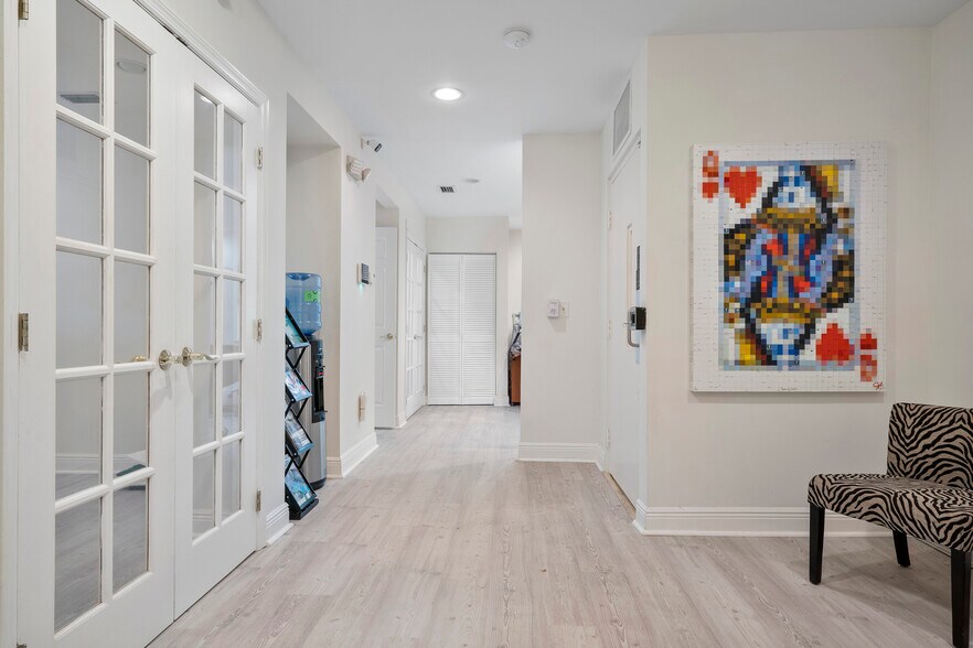 More Photos Of 875 NE 79th St, Miami Loft Creative Space For Lease