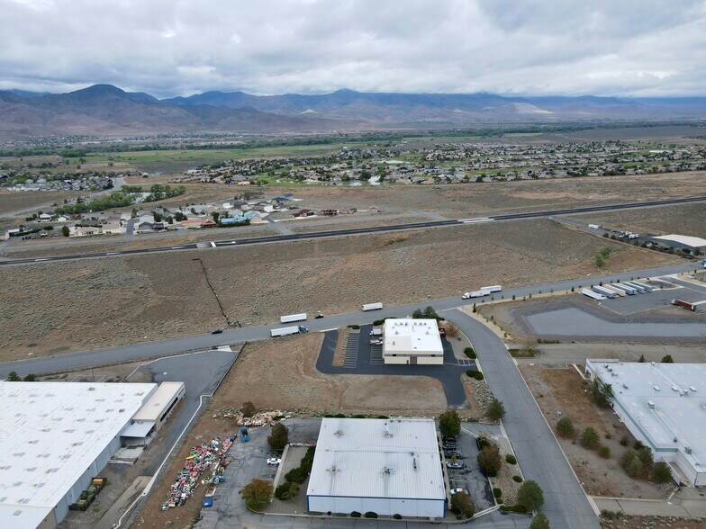 More Photos Of 5 Airpark Vista Blvd, Dayton Manufacturing For Lease