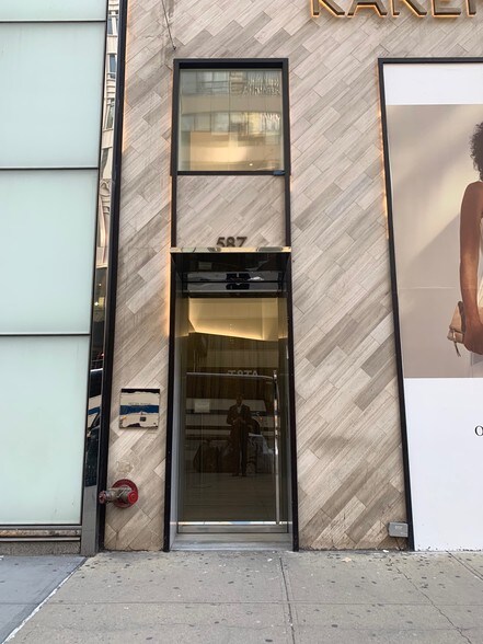 More Photos Of 587 Fifth Ave, New York Office For Lease