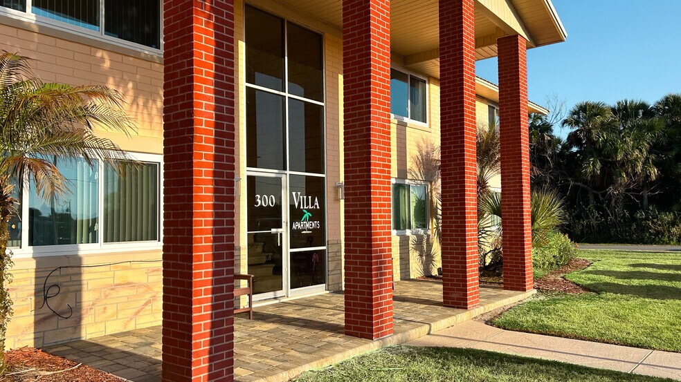 More Photos Of 320 N 3rd St, Flagler Beach Apartments For Sale