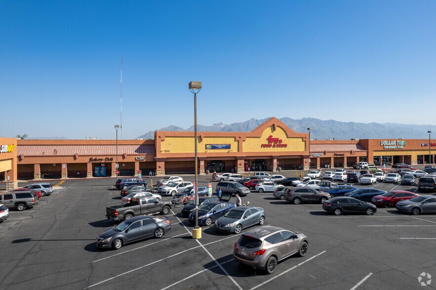 More Photos Of 555 E Grant Rd, Tucson Unknown For Lease