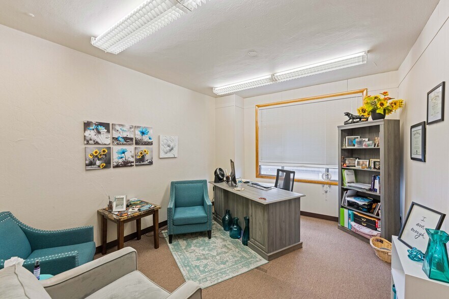 More Photos Of 340 Central Ave, Coos Bay Medical For Lease