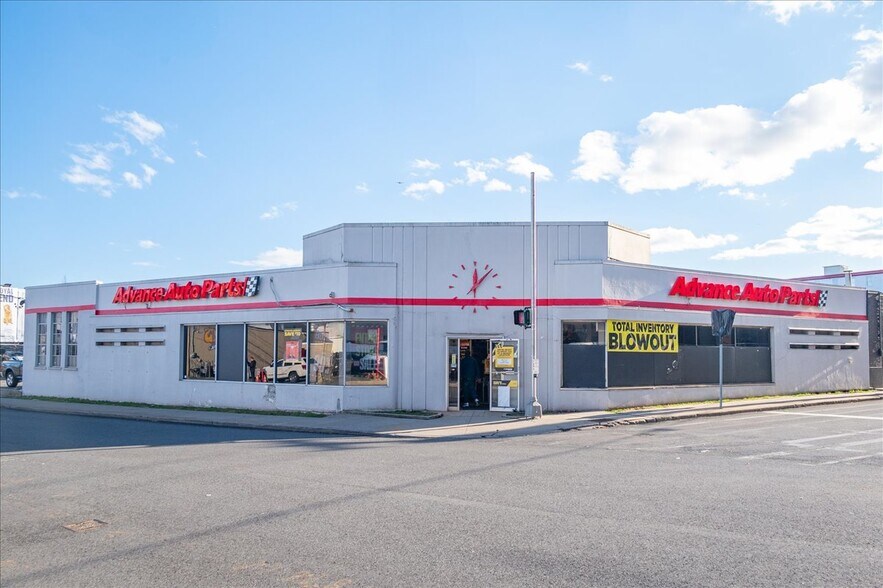 Primary Photo Of 10 Mill St, Port Chester Freestanding For Lease