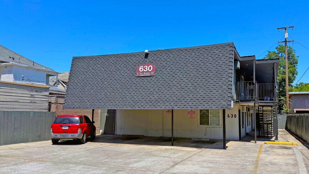 Primary Photo Of 630 N Van Buren St, Stockton Apartments For Sale