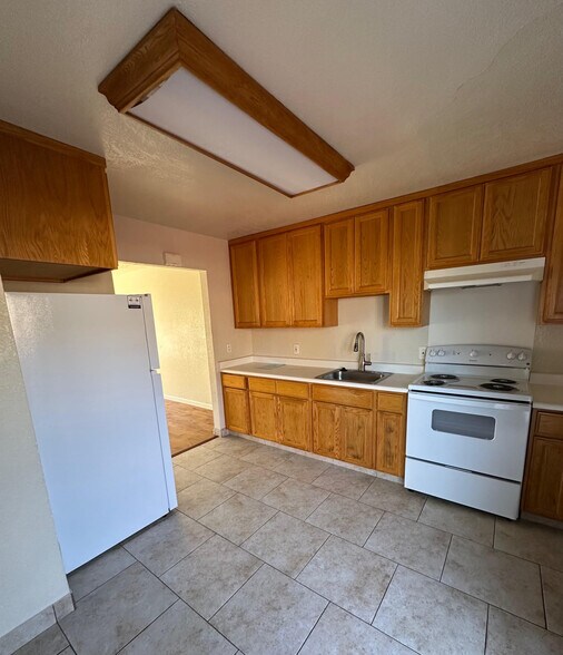 More Photos Of 283 Cherry Way, Hayward Apartments For Sale