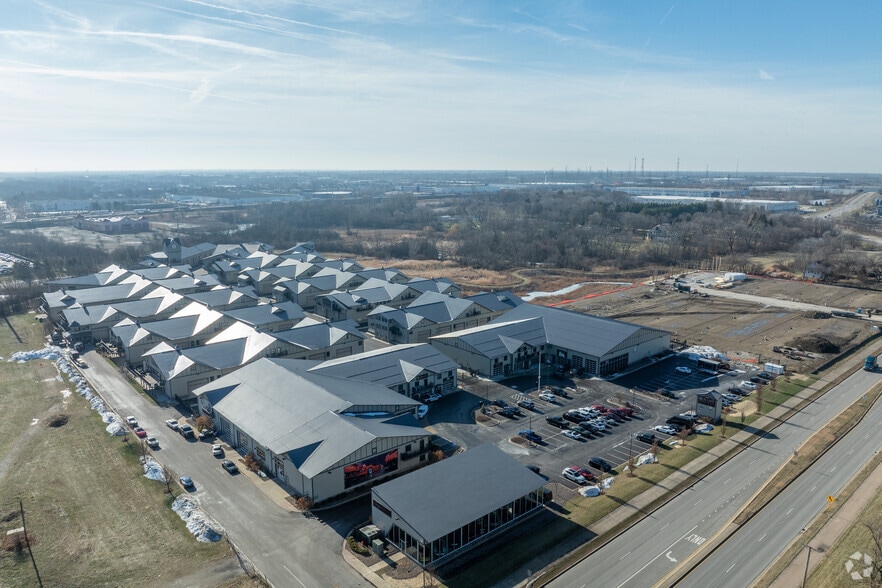 Primary Photo Of 2112 Ferry Rd, Naperville Warehouse For Sale
