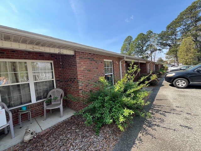 More Photos Of 703 Davidson St, Thomasville Apartments For Sale