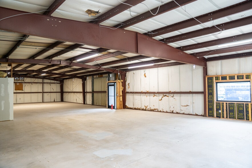 More Photos Of 105 Old Epps Bridge Rd, Athens Office For Lease