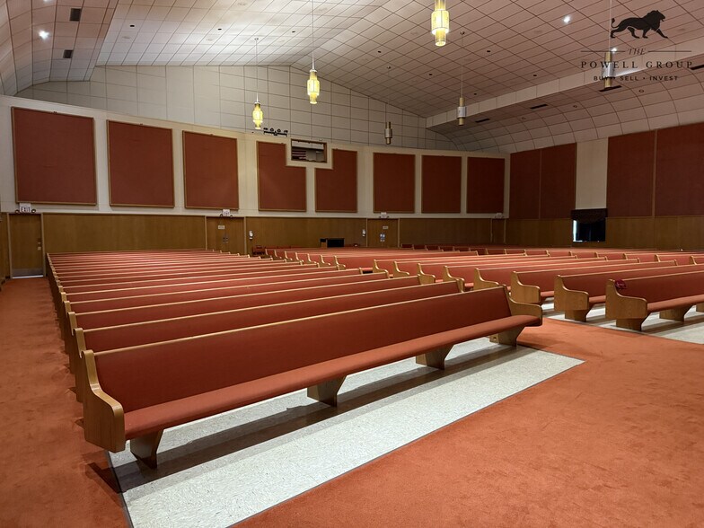 More Photos Of 4810 Avenue P, Lubbock Religious Facility For Sale