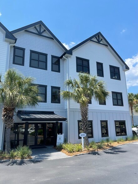 More Photos Of 670 Marina Dr, Charleston Office For Lease