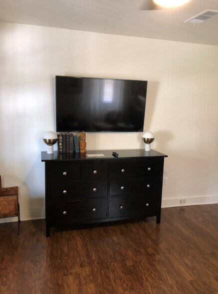 More Photos Of 345 Loomis Ave SE, Atlanta Apartments For Sale