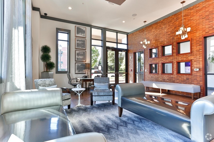 More Photos Of 1750 Camden Rd, Charlotte Apartments For Lease