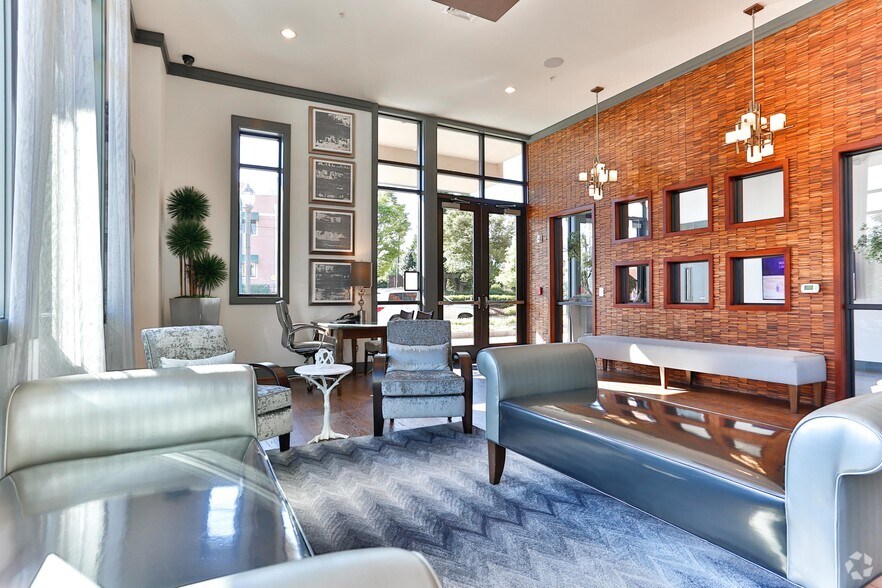 More Photos Of 1750 Camden Rd, Charlotte Apartments For Lease