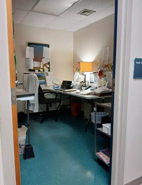 More Photos Of 30 Brigham St, New Bedford Medical For Lease