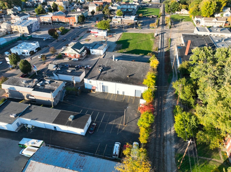 More Photos Of 8832 Reading Rd, Cincinnati Office For Sale