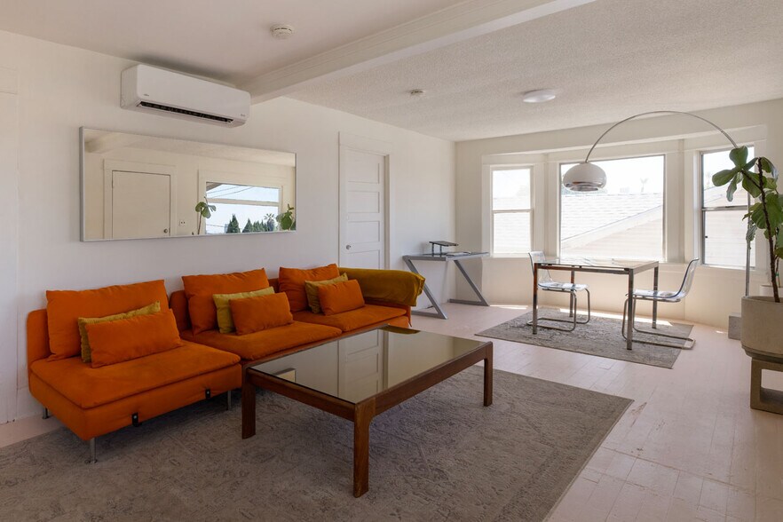 More Photos Of 3010 Minnesota St, Los Angeles Apartments For Sale