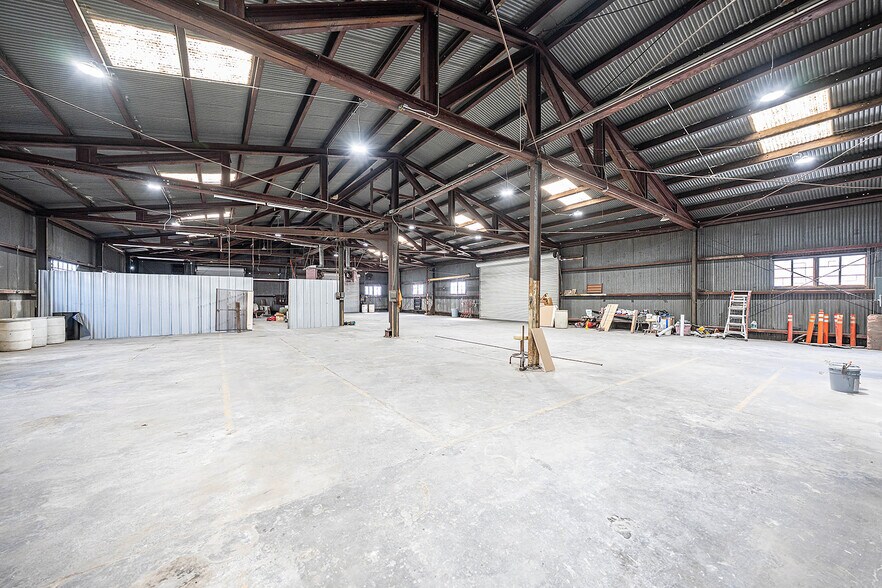 More Photos Of 6104-6112 Ferguson Dr, Commerce Warehouse For Sale