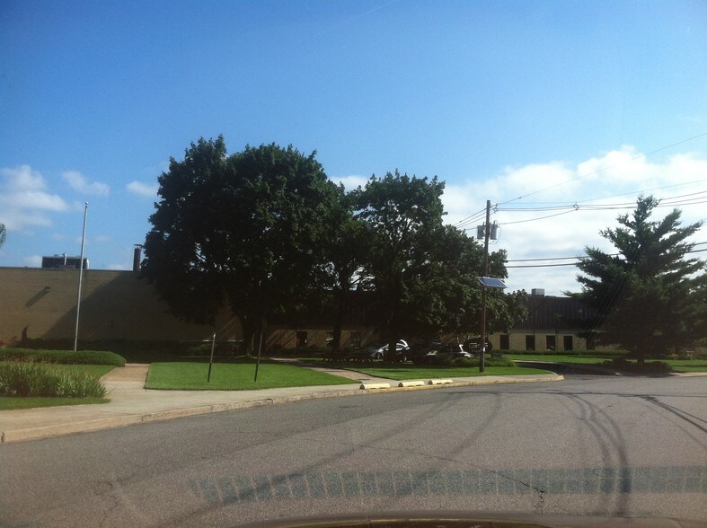 More Photos Of 1 Cape May St, Harrison Distribution For Lease