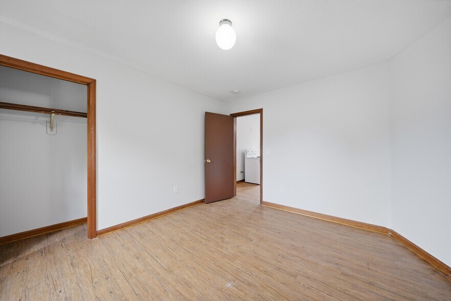 More Photos Of 61 B St, Manchester Multifamily For Sale
