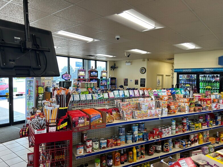 More Photos Of 20 Hampton St, Morris Service Station For Sale