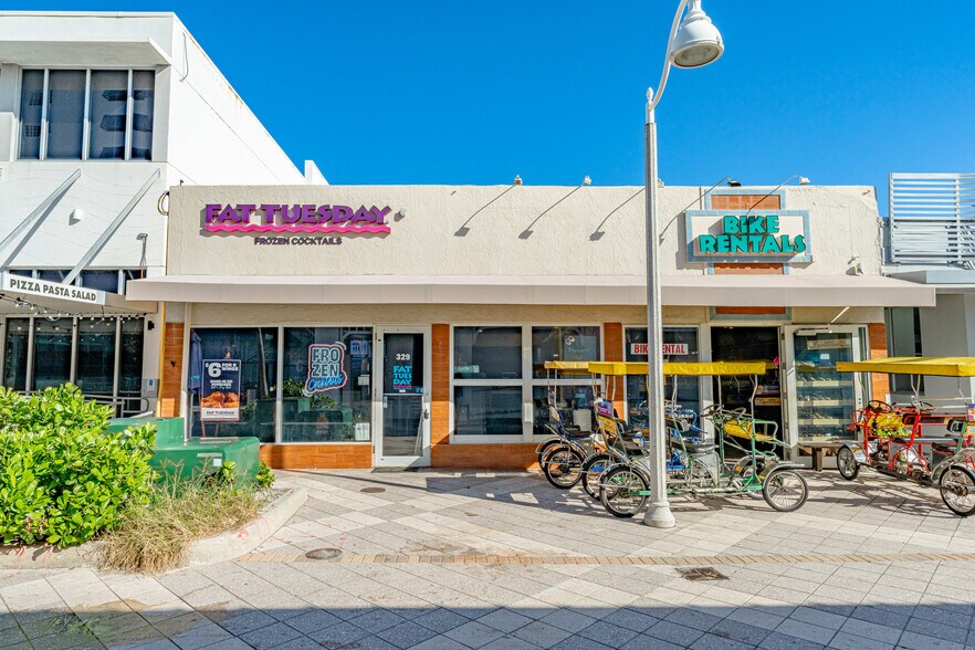 More Photos Of 327-329 Johnson St, Hollywood Storefront For Sale