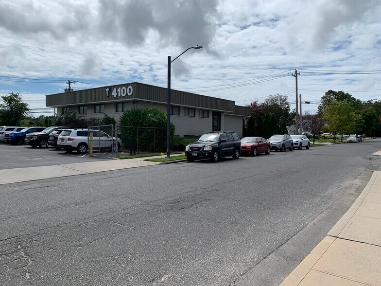 More Photos Of 4100 Duff Pl, Seaford Medical For Sale