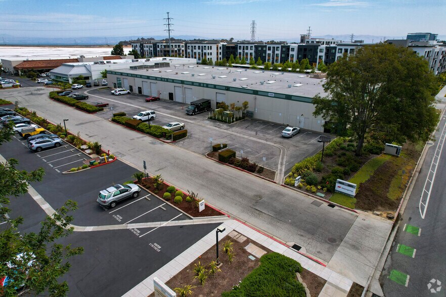 More Photos Of 3585 Haven Ave, Menlo Park Warehouse For Lease