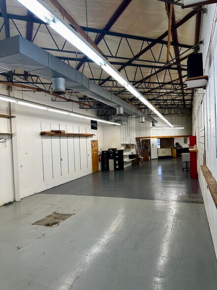 More Photos Of 3602 Grape Rd, Mishawaka Storefront For Lease