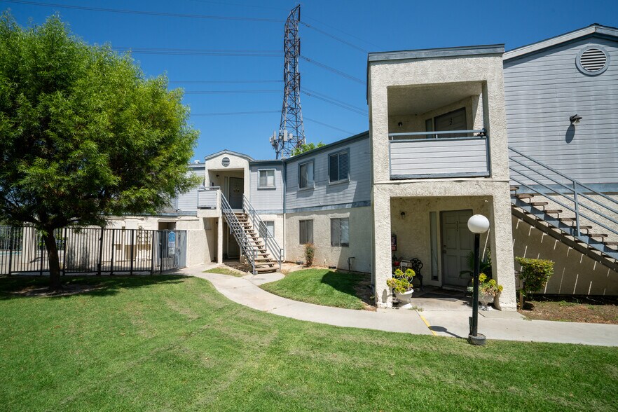 More Photos Of 7739 Bradwell Ave, Whittier Apartments For Sale