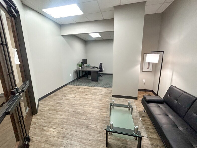 More Photos Of 2701 Sunset Ridge Dr, Rockwall Office For Lease
