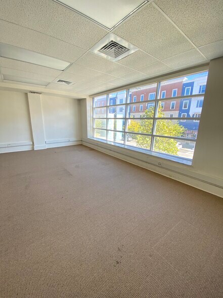 More Photos Of 366-368 S Main St, Akron Office For Sale
